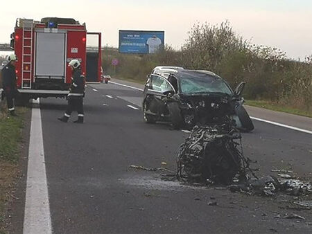 Шофьор от Средец предизвика катастрофа заради неспазена дистанция