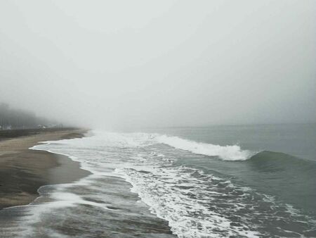 Намалена видимост по морето