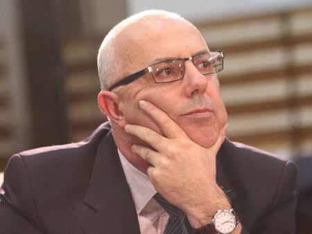 Всеки десети в МВР е с ТЕЛК, бивш министър сравни брадатите полицаи със затворници