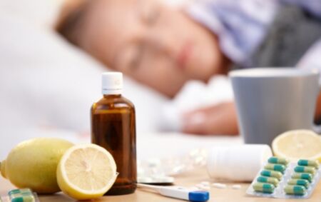 COVID-19 намалява, грипът бавно настъпва - кога се очаква пикът