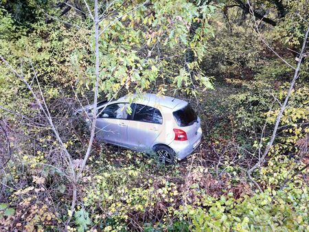 Извънредно! Бургаска "Тойота" катастрофира край спирка "Моряк", има пострадали