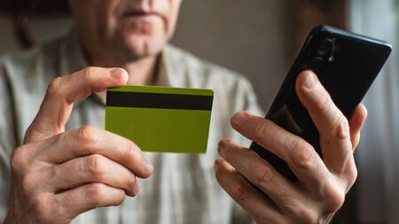 Внимание! Нов вид измама дебне в Whatsapp, Telegram и Viber