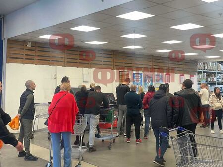 Познайте къде са най-дългите опашки днес