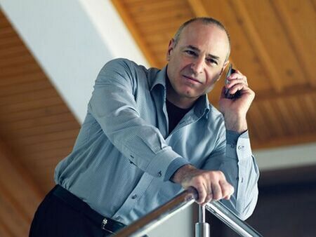 Митко Пайнера готви съкращения в поп фолка