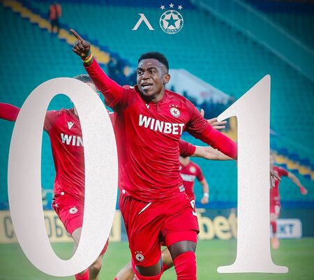 ЦСКА победи Левски в луд мач пред 30 хил. души на ст. "Васил Левски"