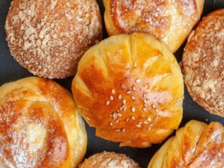 Ще си оближете пръстите! Домашни пълнени питки с кайма и лук