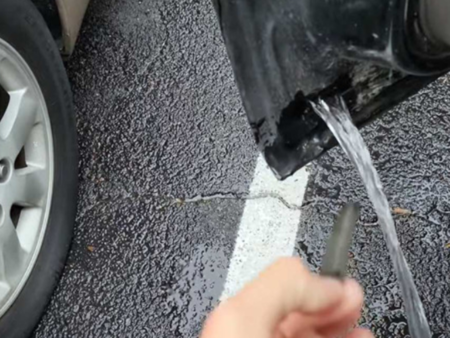 Как работи системата за дренаж на вратите?