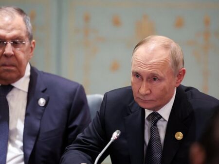 Нова версия: Дъщерята на Путин стои зад кампанията за свалянето на Лавров?