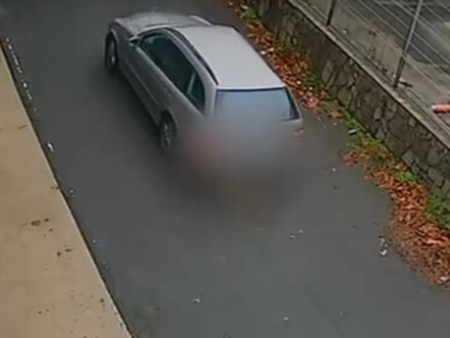 Бургазлийка се бори за живота си, след като кола я удари и влачи с метри