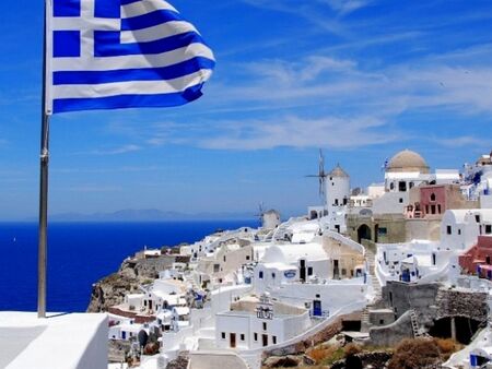 4 милиона гърци ще получат данъчни облекчения