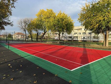 Камено с нов тенис корт за ученици и жители на общината