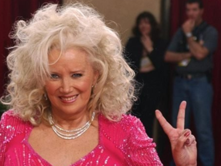 Почина легенда на Холивуд