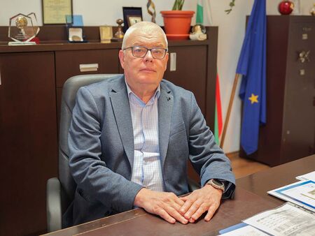 Новият директор на УМБАЛ-Бургас обяви приоритетите си пред началниците на отделения