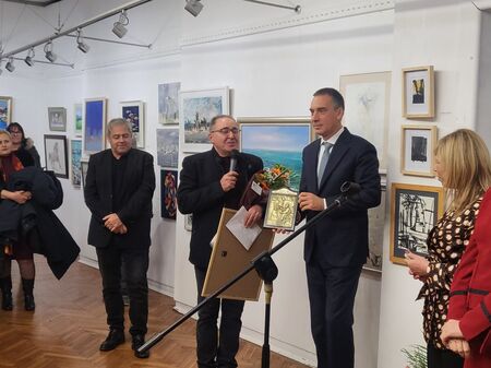 Ето кои се борят за приза „Художник на годината“ - 2025 в Бургас