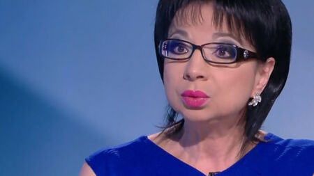 Заплатата й се топи