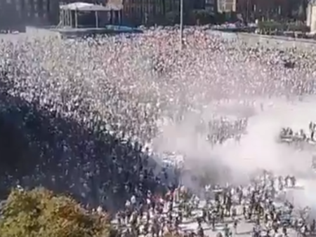 Лидери от Джен Зи поколението създадоха огромен протест