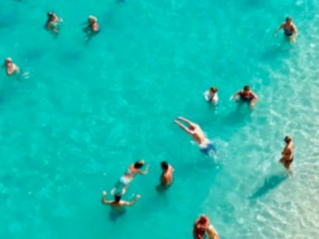 Апокалиптична прогноза - половината плажове в света изчезват