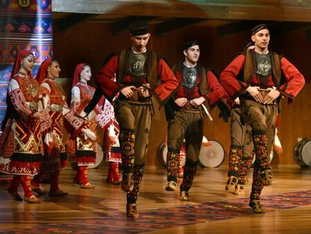 Обраха офиса на ансамбъл "Чинари" в центъра на София