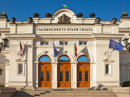 "Шоуто на Слави" отива в историята след 19 години на екран