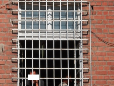 Гърми скандал във Варна - задържани са петима надзиратели