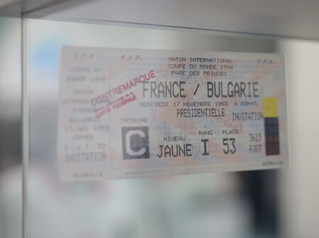 Оригиналният футболен екип и билет от „лудото американско лято“, изложени само на едно място, вижте къде са