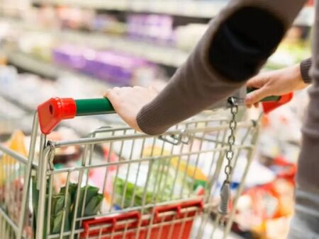 "Магазините за хората" на Пеевски се появиха във виртуалното пространство