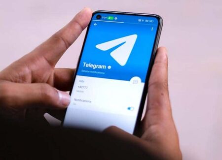 Съпругата на Пламен Бобоков блесна в галерията на Ники Младжов (СНИМКИ)