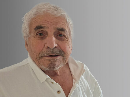 Успешна операция възстанови живота на 81-годишен мъж с тежка гръбначна травма