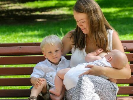 Стресиран родител - стресирано дете: Експерти обясниха в Бургас как да бъдем по-добри родители