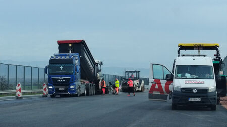 АПИ каза кога приключва ремонтът на АМ "Тракия" край Стара Загора (СНИМКИ)