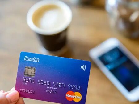 Revolut с важно съобщение! Всеки със сметка в лева да не прави това