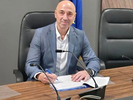 Созопол остава само с един личен лекар! Общината търси решение