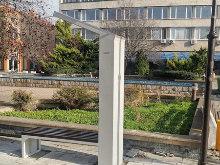 Соларна пейка зарадва карнобатлии, под постоянен видеоконтрол е