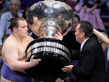 Българският пример и Шиши прокараха пътя за нов европейски триумф в сумото