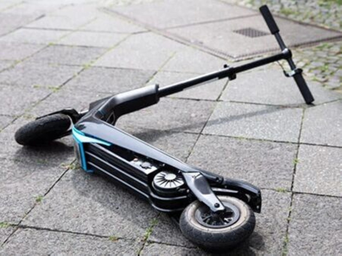 Крути мерки срещу електрическите тротинетки в Атина