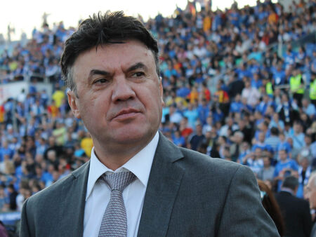 Боби Михайлов спешно откаран в болница след инсулт