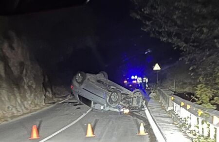 Четирима младежи пострадаха при катастрофа, край язовир "Огоста"