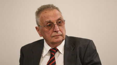 Владимир Перев: Нападателят ми каза „ще ви стреляме българите, заминавайте си“