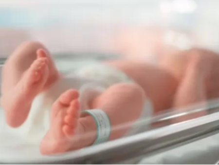 Разбиха фабрика за бебета в Крит - жени от България използвани в схема за милиони евро