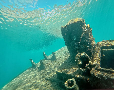 Младежи със специални нужди се впускат в подводно приключение