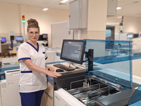 Иновативен кръвен тест за Алцхаймер прави възможна ранната диагностика години преди първите прояви