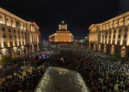 Изблъскаха ни каза бившият представител на България в ООН Стефан