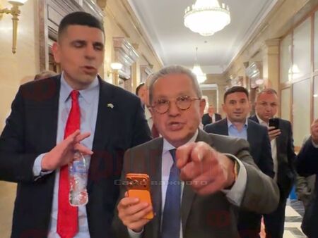 Лют спор в парламента, Ивайло Мирчев ядоса Йордан Цонев с покана за среща с народа