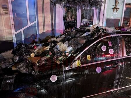 Бургаски депутат нападнат от протестиращите в София, ранени са и трима полицаи