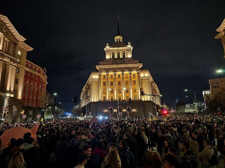Румънски медии за протеста у нас: Бунт в съседна България