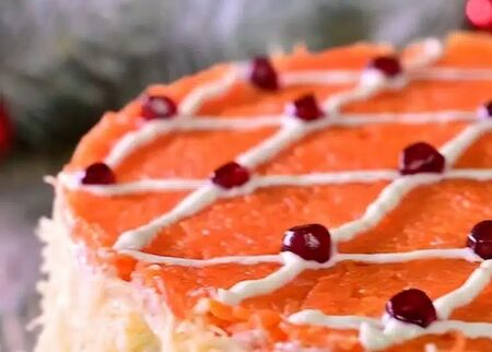 Новогодишна салата „Арлекин“ за шикозна празнична трапеза