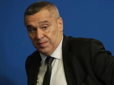 "Шоуто на Слави" отива в историята след 19 години на екран