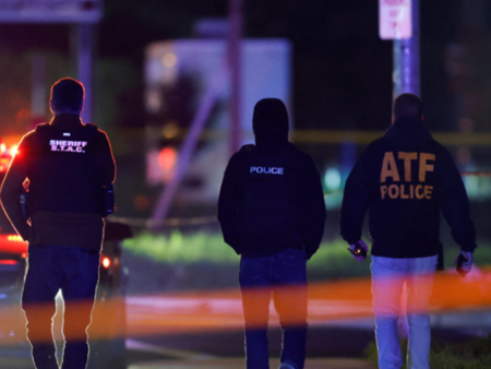 Съпругата на Пламен Бобоков блесна в галерията на Ники Младжов (СНИМКИ)