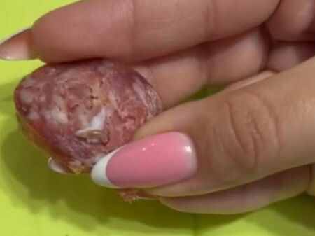 Утре Маргарита Петкова представя премиерно новата си книга „Тъй рече Виктор“ в Бургас