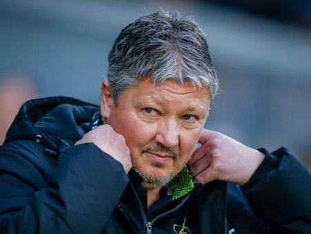 Ясна е диагнозата: Любослав Пенев е с рак на бъбрека